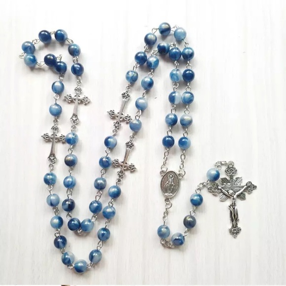 Blue marble affect acrylic resin beaded rosary - Picture 3 of 13